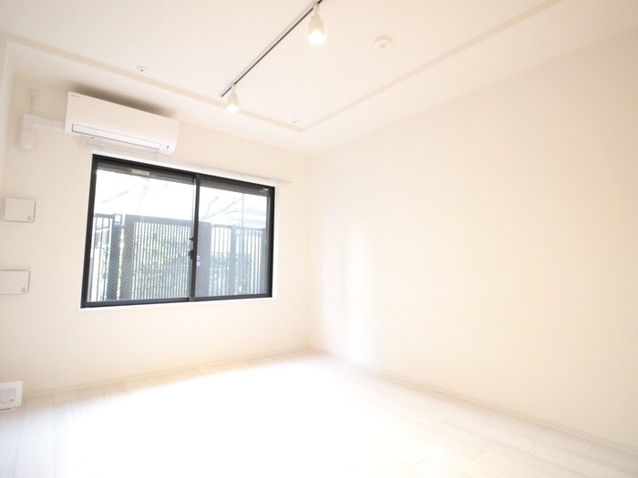 物件内観写真18　(居室)