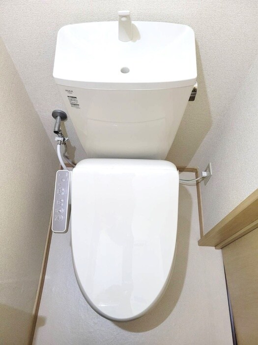 物件内観写真10　(トイレ)