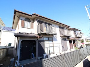 落合様長屋外観写真