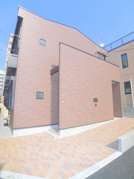 NEXT DOOR Ⅱ外観写真