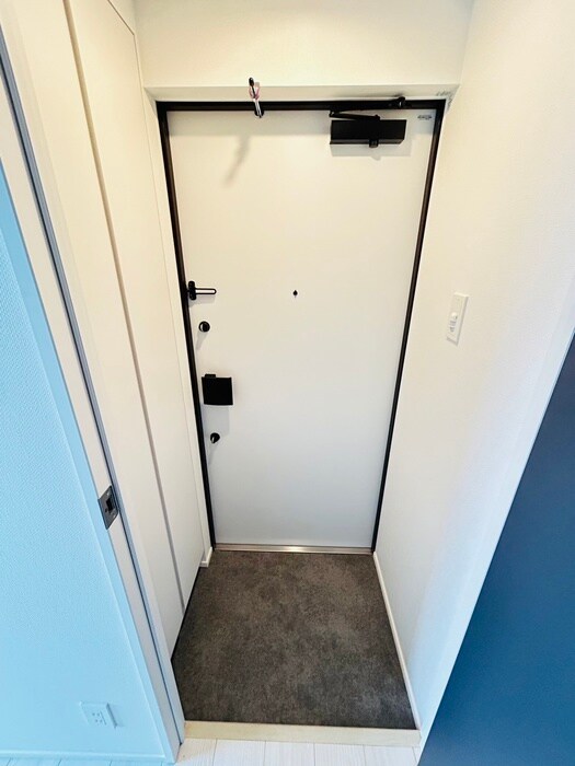 物件内観写真19　(玄関)