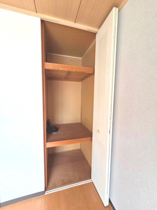 物件内観写真11　(収納)