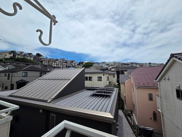 物件内観写真19　(室内からの展望)