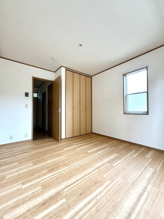 物件内観写真8　(居室)