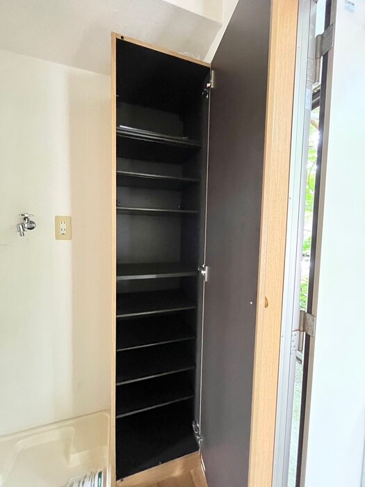 物件内観写真14　(靴箱)