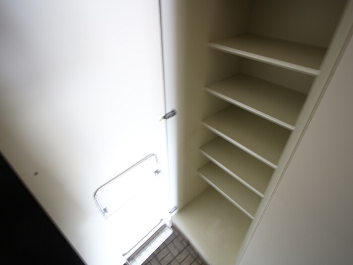 物件内観写真14　(靴箱)