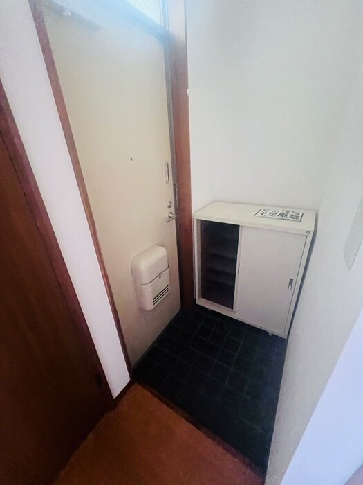 物件内観写真22　(玄関)