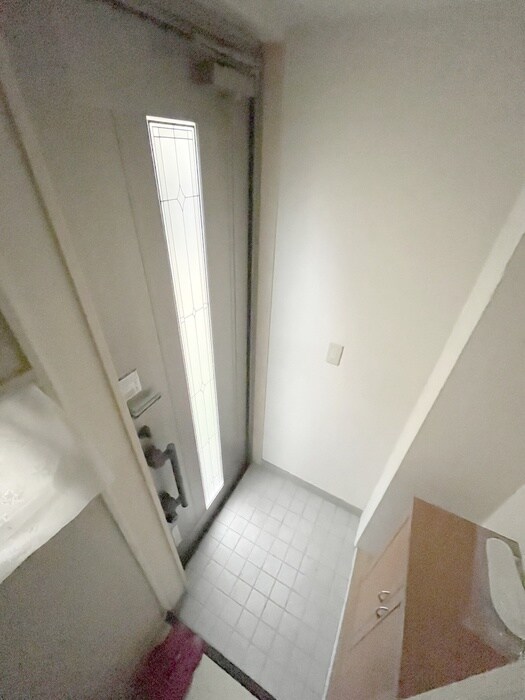 物件内観写真17　(玄関)