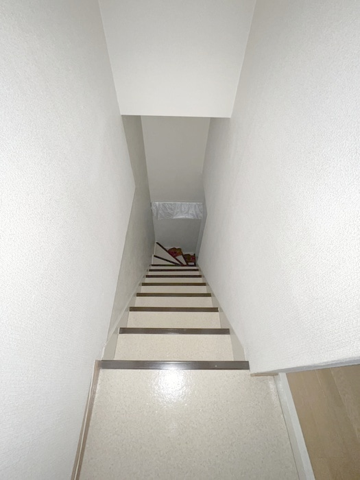 物件内観写真19　(廊下)