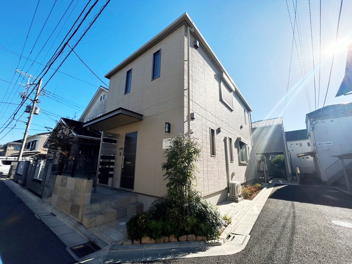 ファミーユ石原