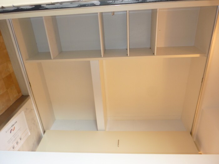 物件内観写真7　(玄関)