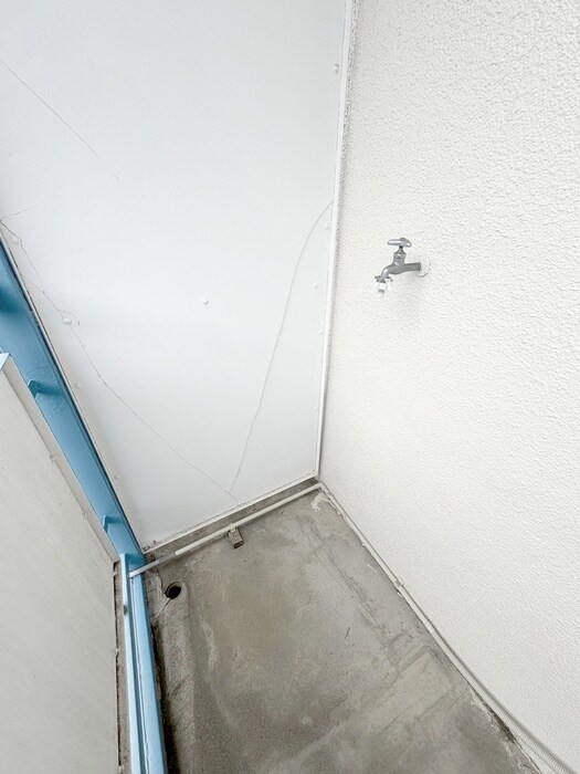 物件内観写真16　(洗濯機置場)