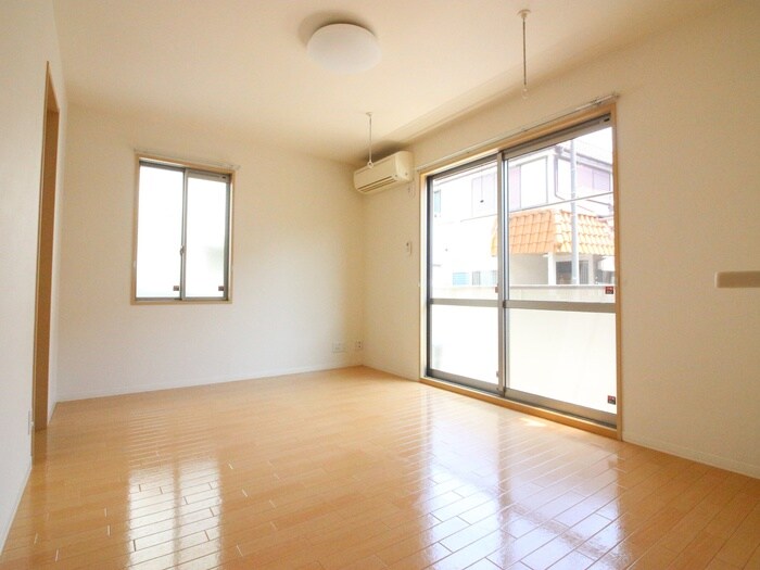 物件内観写真5　(居室)