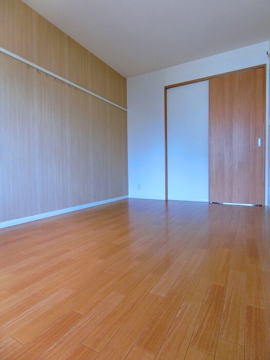 物件内観写真6　(居室)