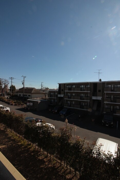 物件内観写真16　(室内からの展望)