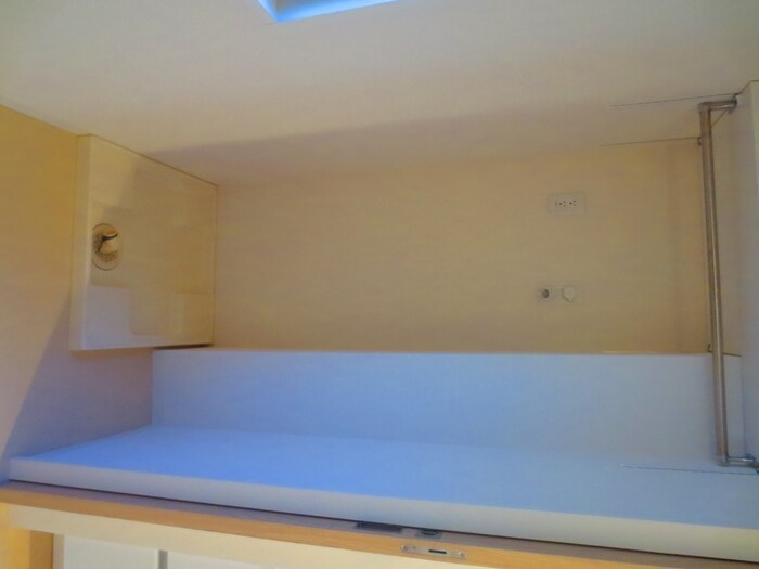 物件内観写真9　(洗濯機置場)