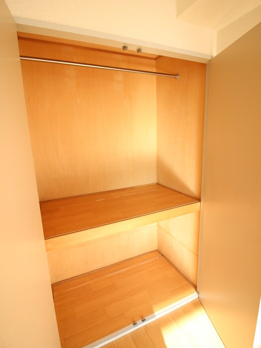 物件内観写真13　(収納)