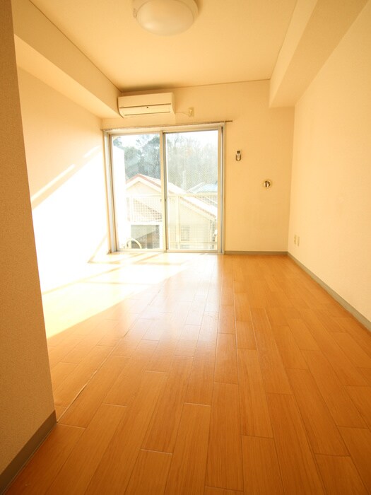 物件内観写真16　(居室)