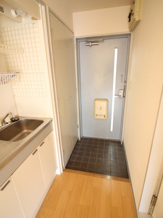 物件内観写真20　(廊下)