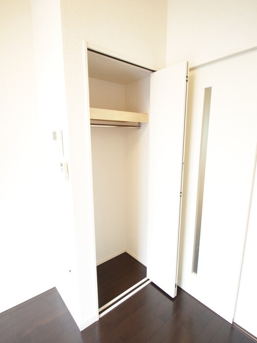 物件内観写真13　(収納)