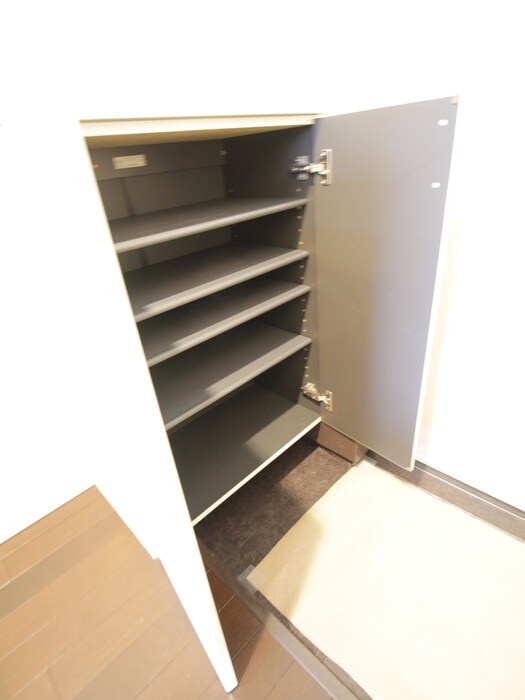 物件内観写真17　(靴箱)