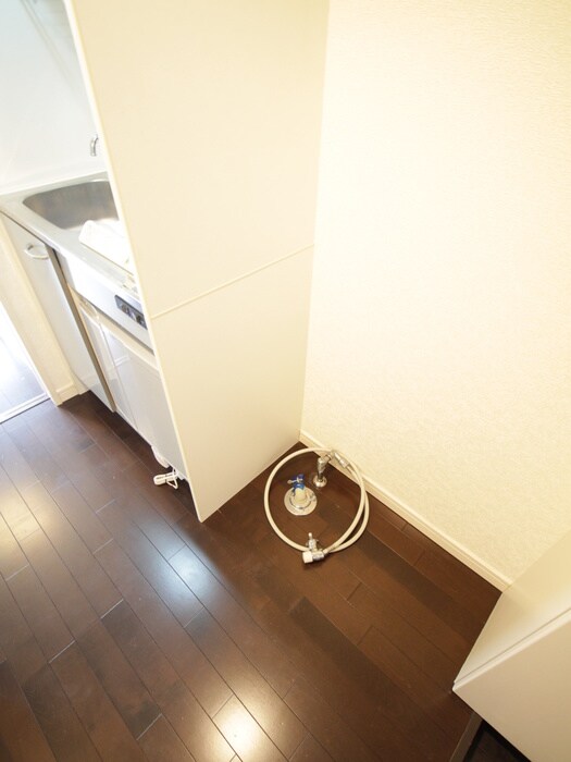 物件内観写真21　(洗濯機置場)
