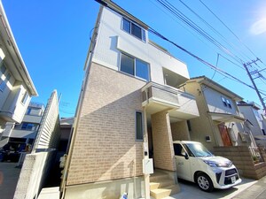 三郷市中央２丁目戸建外観写真