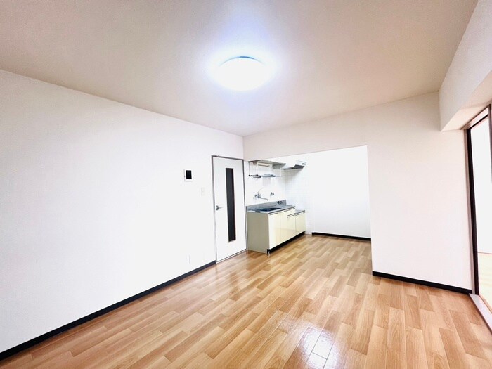 物件内観写真10　(居室)