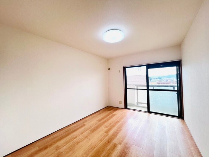 物件内観写真22　(居室)