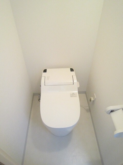 物件内観写真15　(トイレ)