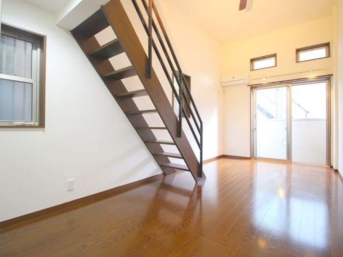 物件内観写真8　(居室)