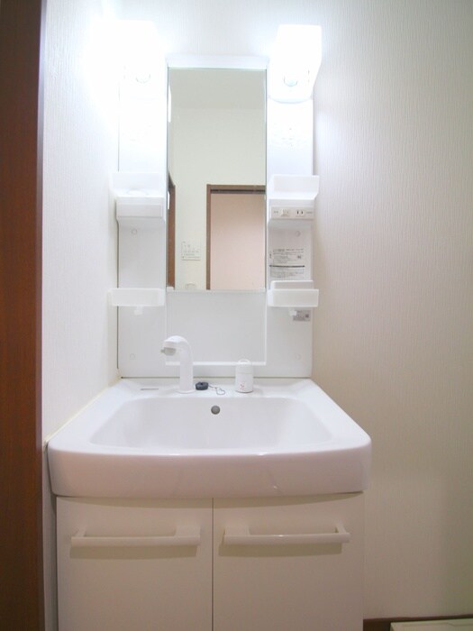 物件内観写真13　(洗面)