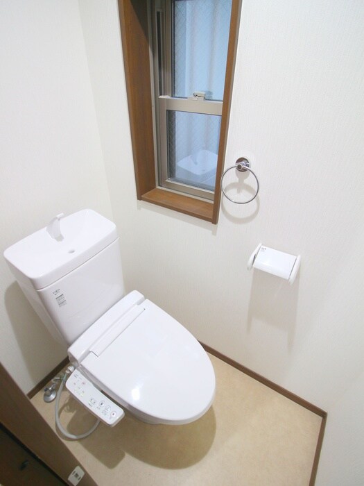 物件内観写真15　(トイレ)