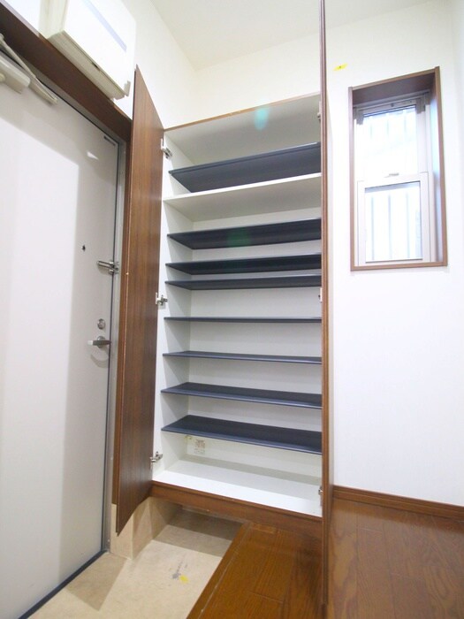 物件内観写真21　(靴箱)