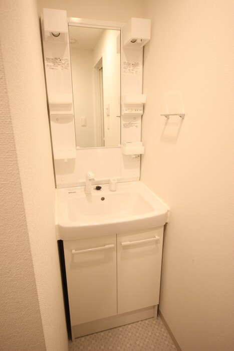 物件内観写真12　(洗面)