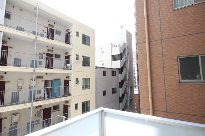 物件内観写真18　(室内からの展望)