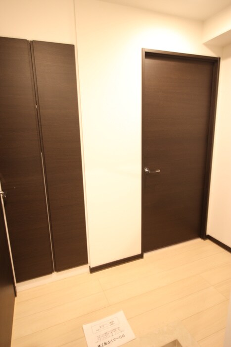 物件内観写真21　(廊下)