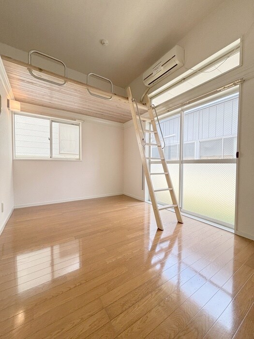 物件内観写真5　(居室)