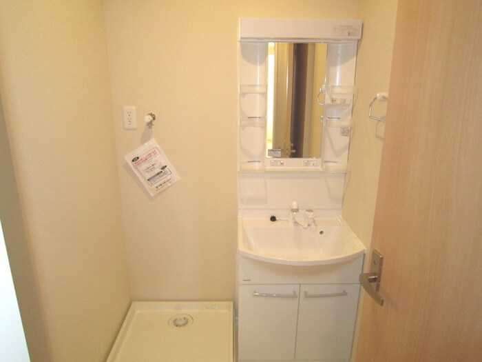物件内観写真13　(洗面)