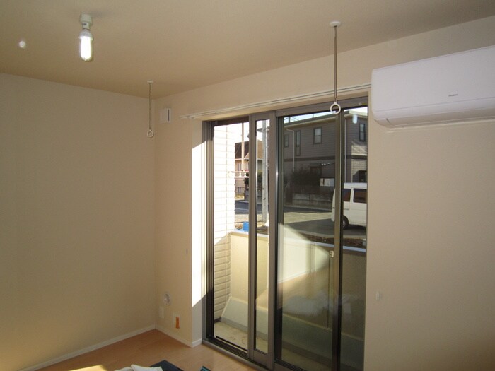 物件内観写真15　(居室)