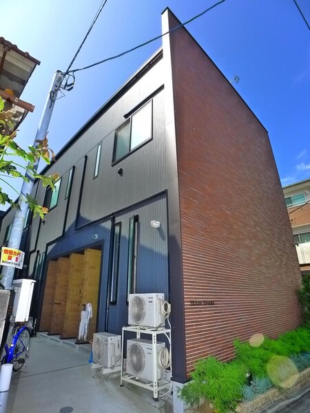 Ｈｏｕｓｅ　Ｂｒｏｏｋｓ外観写真