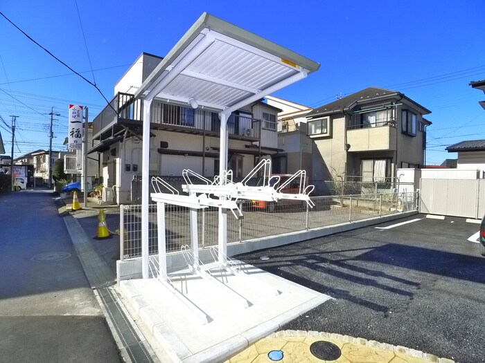 物件外観写真6　(駐輪場)