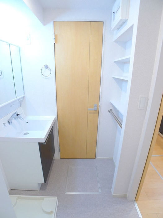 物件内観写真12　(洗面)