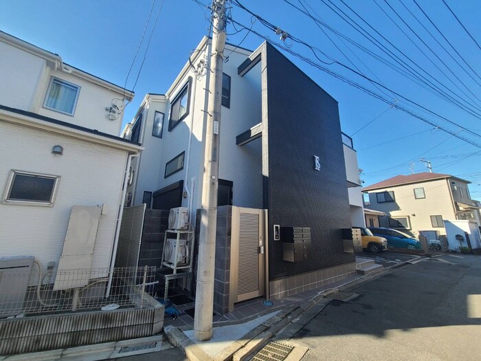 物件外観写真1　(外観写真)