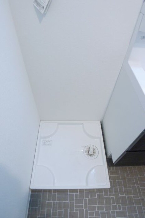 物件内観写真18　(洗濯機置場)