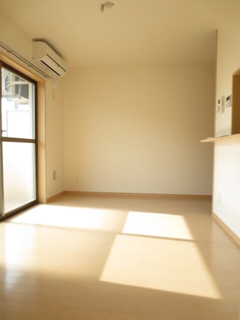 物件内観写真6　(居室)