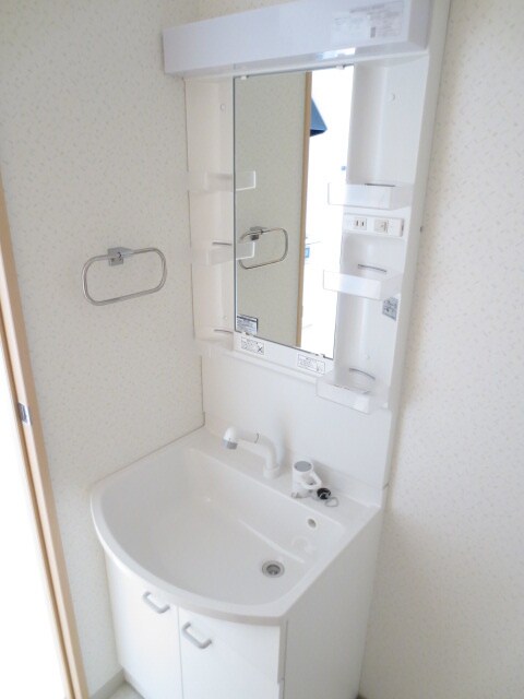 物件内観写真12　(洗面)