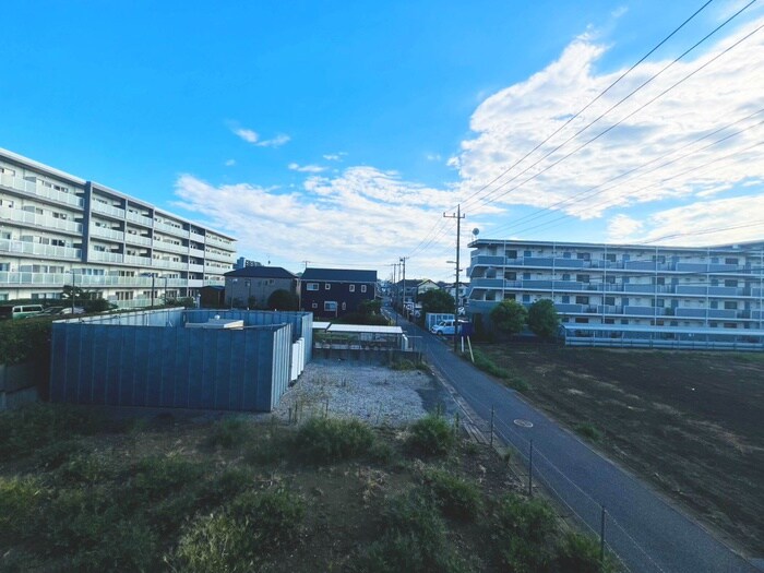 物件内観写真21　(室内からの展望)