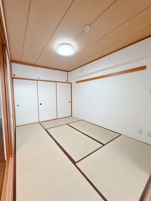 物件内観写真9　(居室)