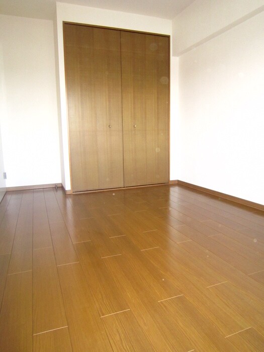 物件内観写真11　(収納)